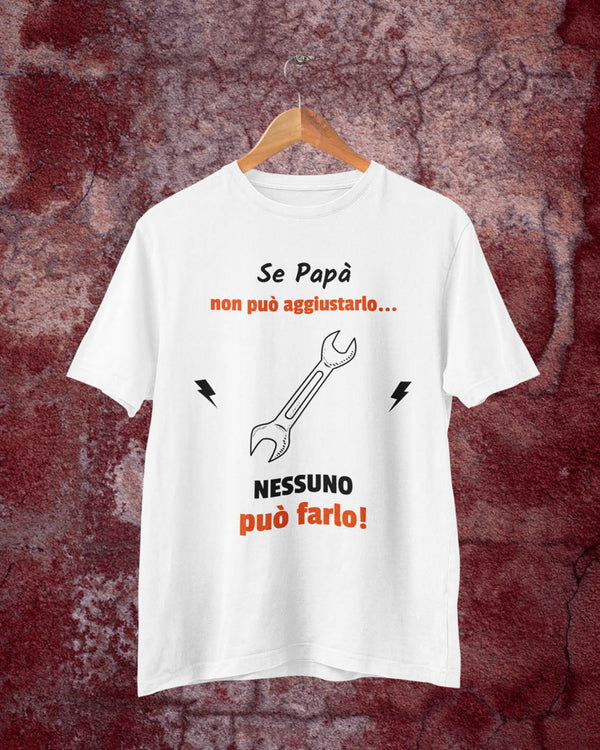 T-shirt papà che aggiusta